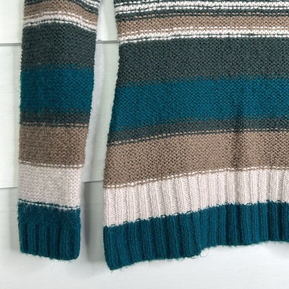 Natural Reflections Striped Knit V-Neck Sweater Women’s Size Small - Picture 4 of 9